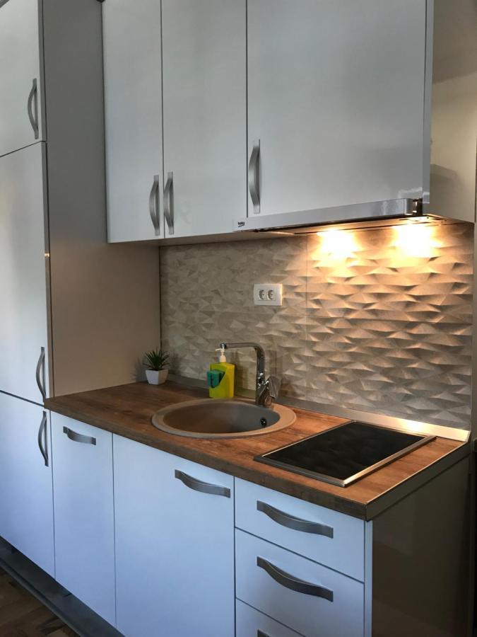 Apartman Tijana บุดวา ภายนอก รูปภาพ